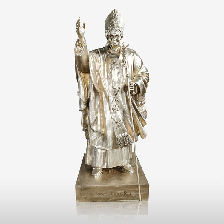 Pope John Paul bronze statue 02